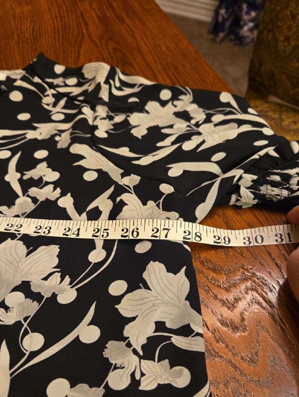 Rose & Olive Black and White Floral Polka Dot Ruffle Sleeve Blouse Feminine - Picture 7 of 8
